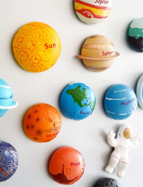 13PCS Space Magnet Set - 3D Solar System Planet Toys with Sun, 8 Planets, Moon, Pluto, Astronaut - Strong Magnets for Fridge, Lockers & Room Decor - Gift Box Included